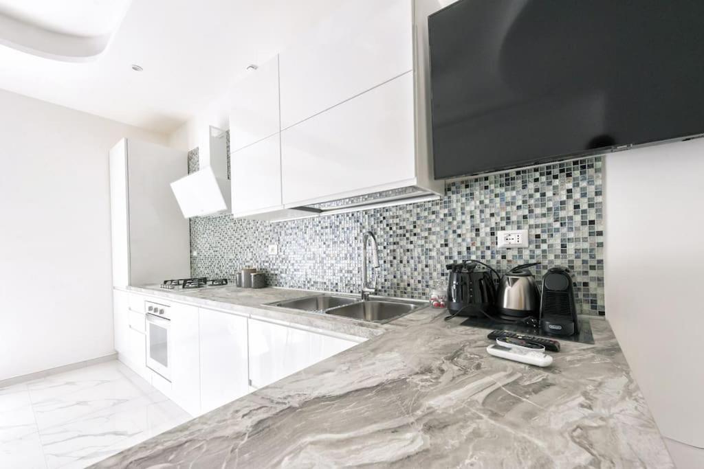 Domus Delia Pescara Centro Apartment Ngoại thất bức ảnh